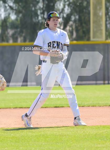 Thumbnail 2 in Doherty vs. Bend (Coach Bob National Invitational) photogallery.