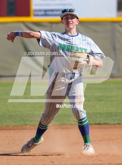 Thumbnail 3 in Doherty vs. Bend (Coach Bob National Invitational) photogallery.