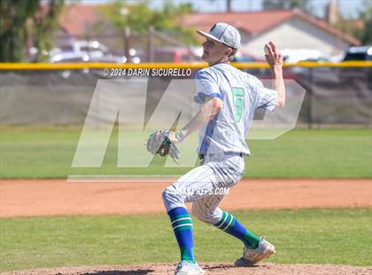Thumbnail 1 in Doherty vs. Bend (Coach Bob National Invitational) photogallery.