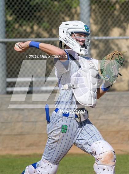 Thumbnail 3 in Doherty vs. Bend (Coach Bob National Invitational) photogallery.
