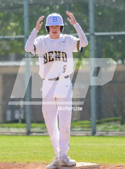 Thumbnail 3 in Doherty vs. Bend (Coach Bob National Invitational) photogallery.