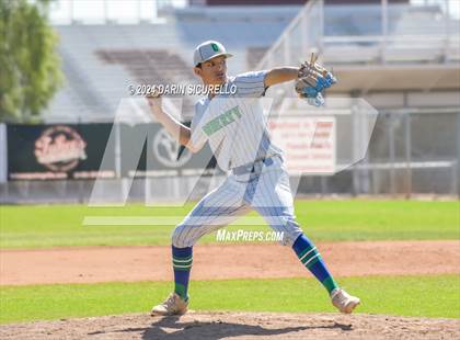 Thumbnail 1 in Doherty vs. Bend (Coach Bob National Invitational) photogallery.