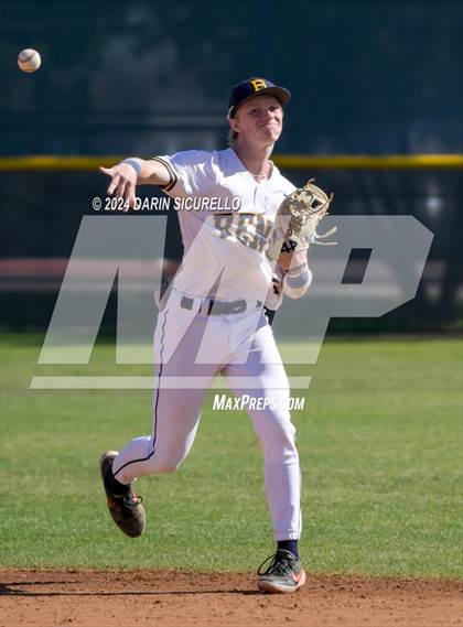 Thumbnail 1 in Doherty vs. Bend (Coach Bob National Invitational) photogallery.