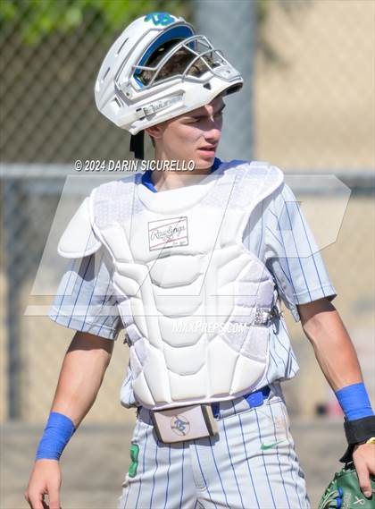 Thumbnail 3 in Doherty vs. Bend (Coach Bob National Invitational) photogallery.