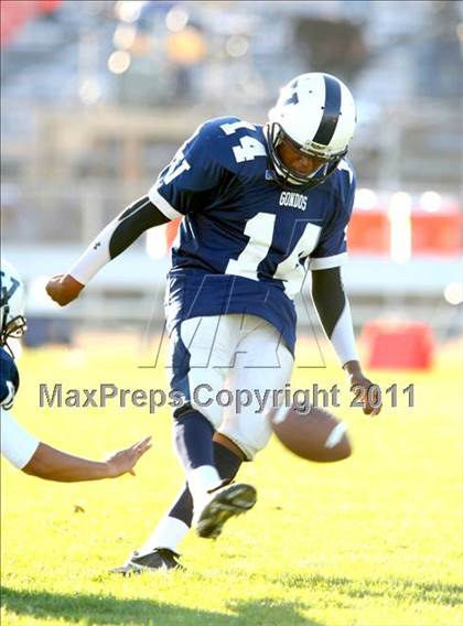 Thumbnail 1 in Harvard-Westlake @ Venice  photogallery.