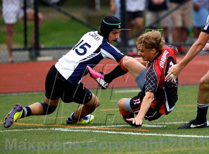 Thumbnail 3 in Greenwich vs. Staples (Division 1 Semifinal) photogallery.