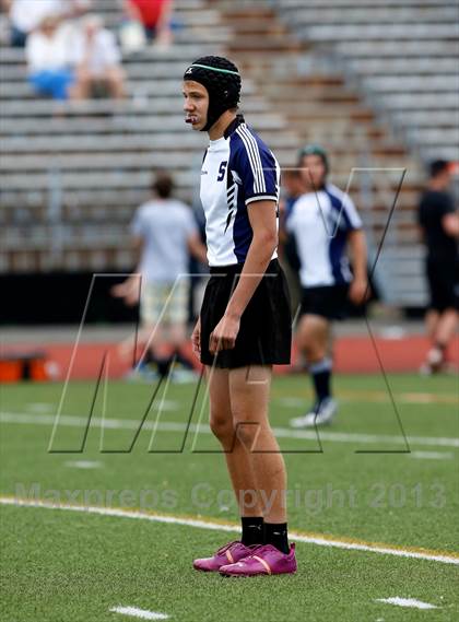 Thumbnail 2 in Greenwich vs. Staples (Division 1 Semifinal) photogallery.