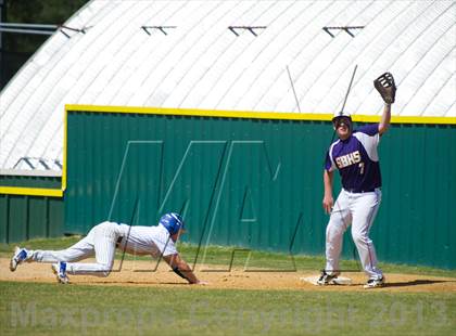 Thumbnail 1 in South Beauregard vs DeRidder (Coleman's Lawn Care Knight Classic) photogallery.