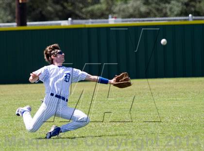 Thumbnail 1 in South Beauregard vs DeRidder (Coleman's Lawn Care Knight Classic) photogallery.