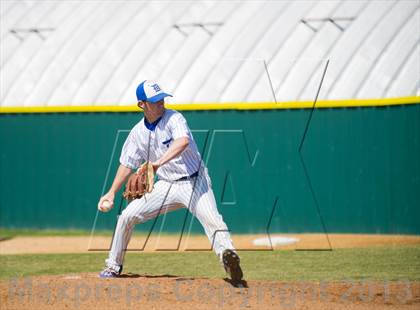Thumbnail 3 in South Beauregard vs DeRidder (Coleman's Lawn Care Knight Classic) photogallery.