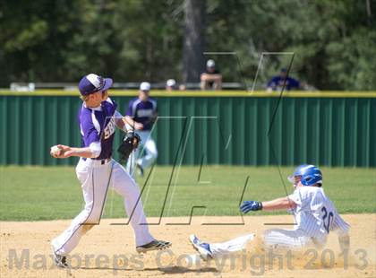 Thumbnail 3 in South Beauregard vs DeRidder (Coleman's Lawn Care Knight Classic) photogallery.