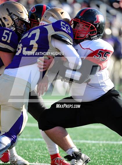 Thumbnail 2 in Plainedge vs. Sayville (Long Island Conference III Final) photogallery.