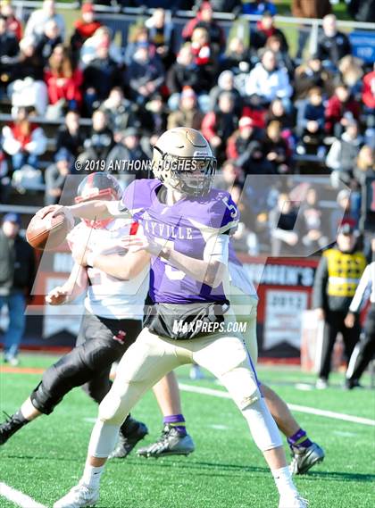 Thumbnail 1 in Plainedge vs. Sayville (Long Island Conference III Final) photogallery.