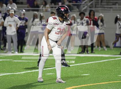 Thumbnail 1 in Klein Cain vs Westfield (UIL Football 6A Division I Area Playoff) photogallery.