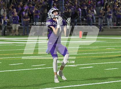Thumbnail 1 in Klein Cain vs Westfield (UIL Football 6A Division I Area Playoff) photogallery.