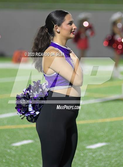 Thumbnail 3 in Klein Cain vs Westfield (UIL Football 6A Division I Area Playoff) photogallery.