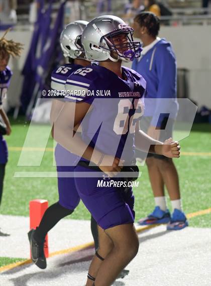Thumbnail 3 in Klein Cain vs Westfield (UIL Football 6A Division I Area Playoff) photogallery.