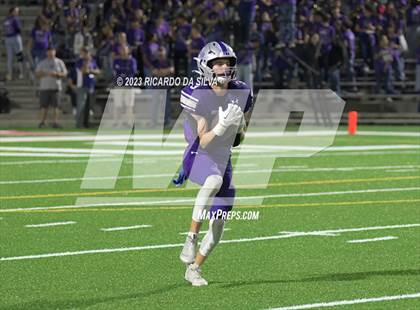 Thumbnail 3 in Klein Cain vs Westfield (UIL Football 6A Division I Area Playoff) photogallery.