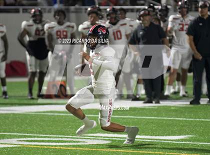 Thumbnail 3 in Klein Cain vs Westfield (UIL Football 6A Division I Area Playoff) photogallery.