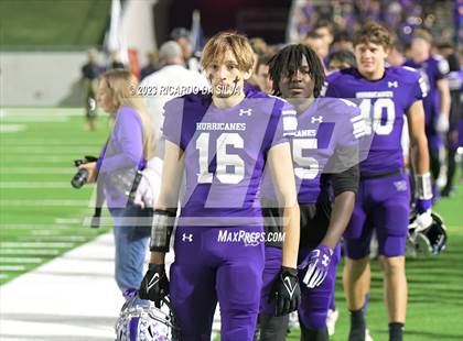 Thumbnail 2 in Klein Cain vs Westfield (UIL Football 6A Division I Area Playoff) photogallery.