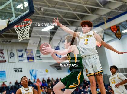 Thumbnail 2 in Red Bank Catholic vs Toms River North (NJSIAA Shore Conference Semifinal) photogallery.
