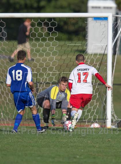 Thumbnail 2 in Mattituck vs Center Moriches photogallery.