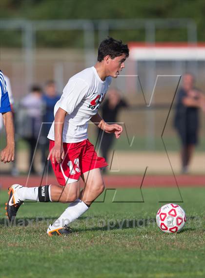 Thumbnail 2 in Mattituck vs Center Moriches photogallery.