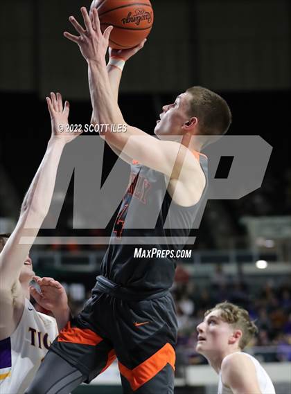 Thumbnail 1 in Waverly vs. McClain (OHSAA D2 Regional Semifinal) photogallery.