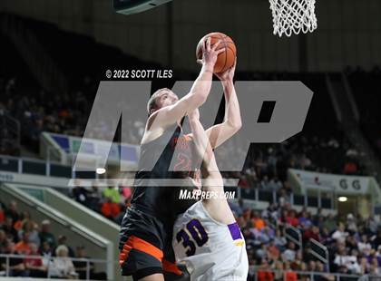 Thumbnail 3 in Waverly vs. McClain (OHSAA D2 Regional Semifinal) photogallery.