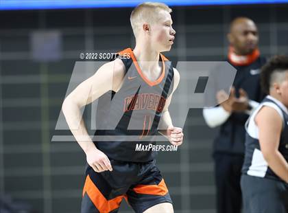Thumbnail 1 in Waverly vs. McClain (OHSAA D2 Regional Semifinal) photogallery.