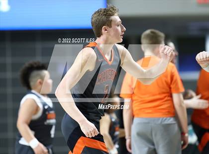 Thumbnail 2 in Waverly vs. McClain (OHSAA D2 Regional Semifinal) photogallery.