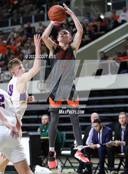 Thumbnail 2 in Waverly vs. McClain (OHSAA D2 Regional Semifinal) photogallery.