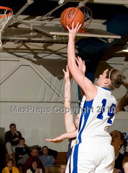 Thumbnail 3 in Notre Dame @ Highlands photogallery.