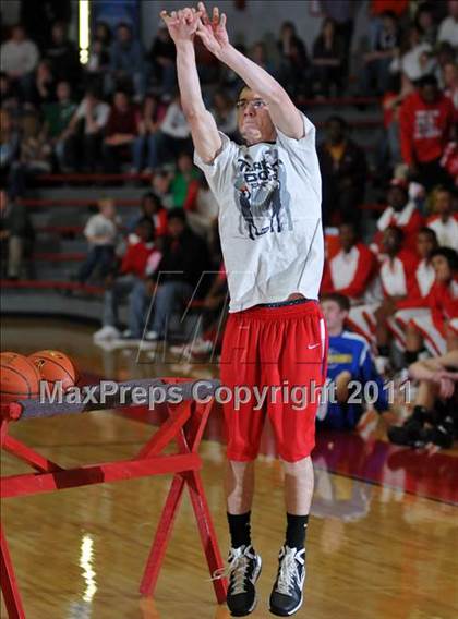 Thumbnail 2 in Meridian vs. Trico (IHSA Class 1A Norris City Sectional Championship) photogallery.
