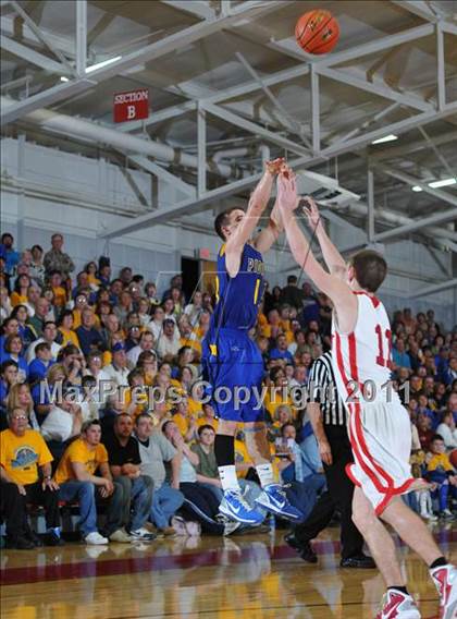 Thumbnail 2 in Meridian vs. Trico (IHSA Class 1A Norris City Sectional Championship) photogallery.