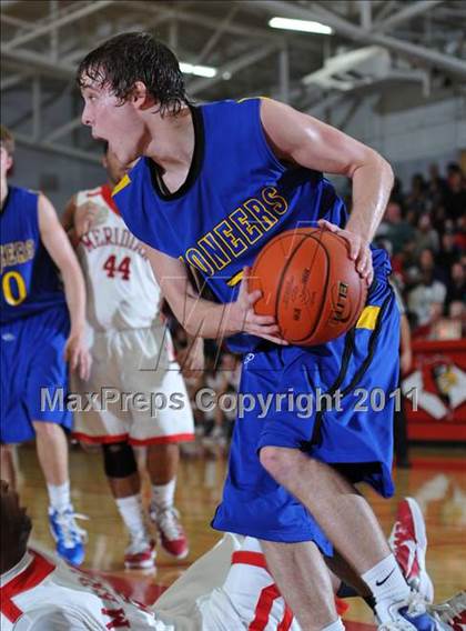 Thumbnail 3 in Meridian vs. Trico (IHSA Class 1A Norris City Sectional Championship) photogallery.