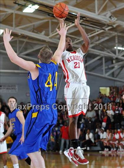 Thumbnail 2 in Meridian vs. Trico (IHSA Class 1A Norris City Sectional Championship) photogallery.