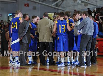 Thumbnail 2 in Meridian vs. Trico (IHSA Class 1A Norris City Sectional Championship) photogallery.