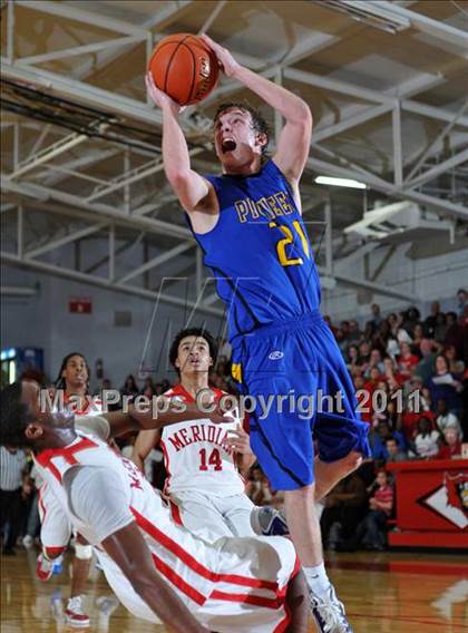 Thumbnail 1 in Meridian vs. Trico (IHSA Class 1A Norris City Sectional Championship) photogallery.