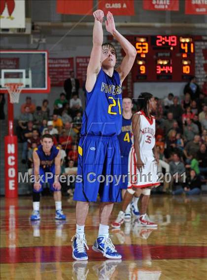 Thumbnail 3 in Meridian vs. Trico (IHSA Class 1A Norris City Sectional Championship) photogallery.