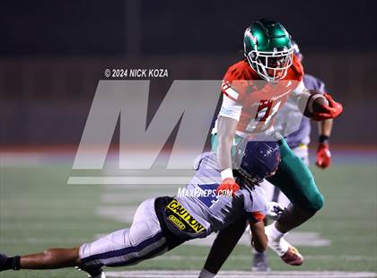 Thumbnail 1 in Inglewood vs. Leuzinger photogallery.