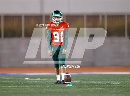 Thumbnail 3 in Inglewood vs. Leuzinger photogallery.