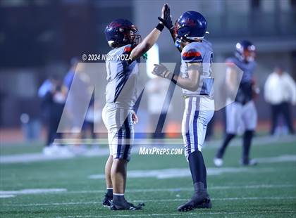 Thumbnail 3 in Inglewood vs. Leuzinger photogallery.