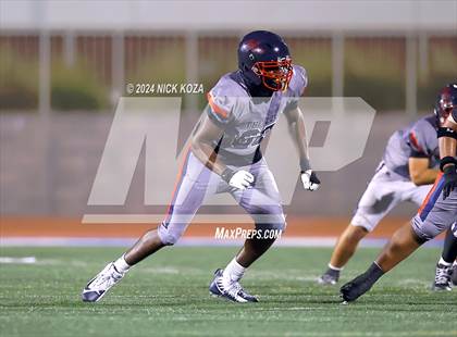Thumbnail 2 in Inglewood vs. Leuzinger photogallery.