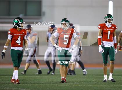 Thumbnail 1 in Inglewood vs. Leuzinger photogallery.