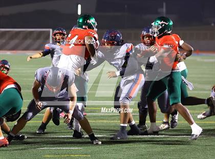 Thumbnail 1 in Inglewood vs. Leuzinger photogallery.