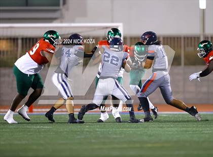 Thumbnail 1 in Inglewood vs. Leuzinger photogallery.