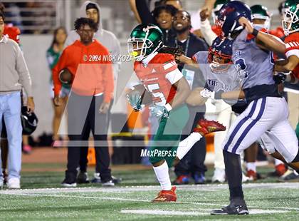 Thumbnail 3 in Inglewood vs. Leuzinger photogallery.