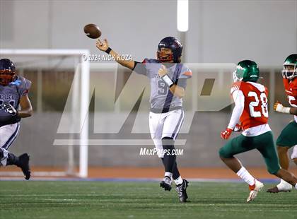 Thumbnail 3 in Inglewood vs. Leuzinger photogallery.