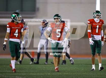Thumbnail 2 in Inglewood vs. Leuzinger photogallery.